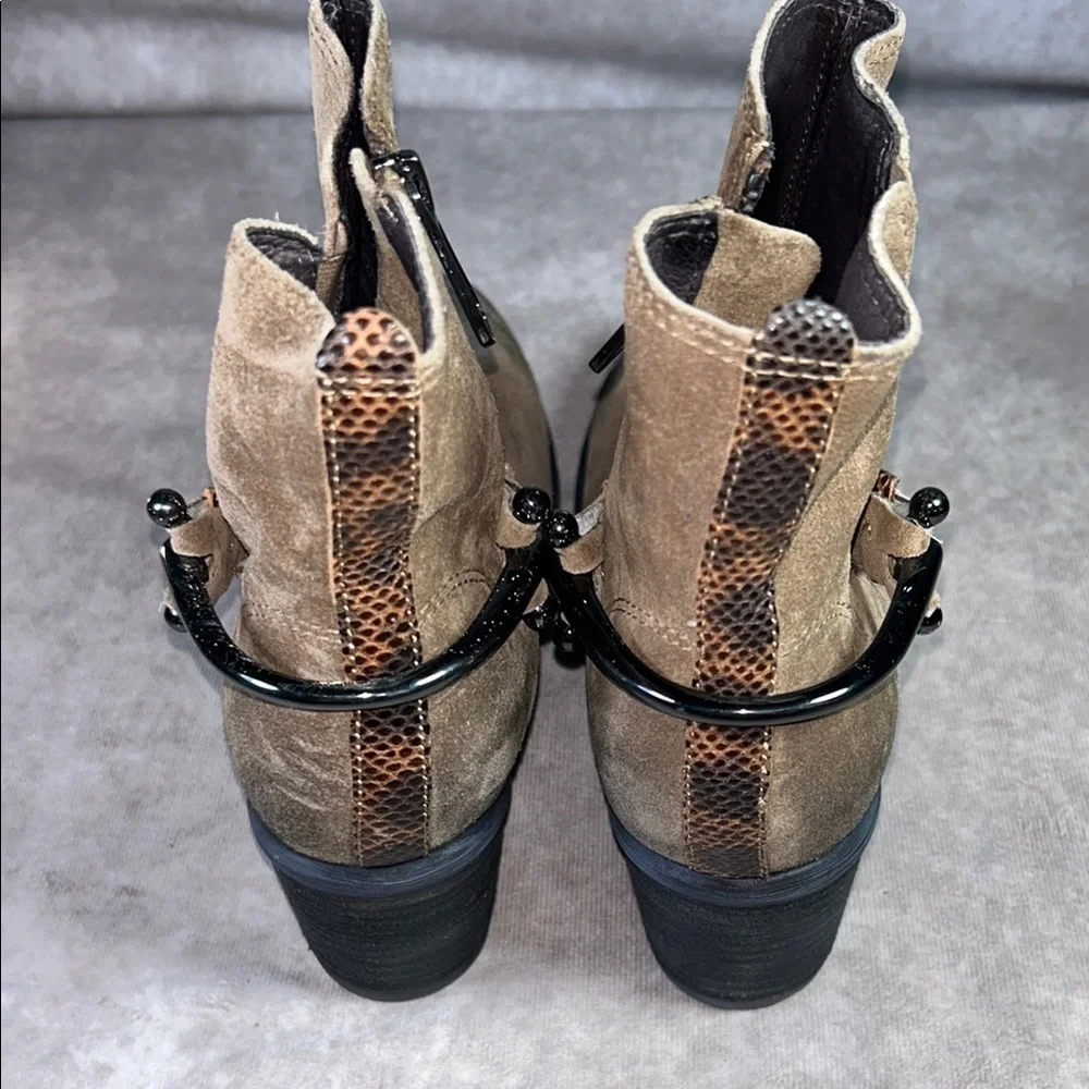 EUC Donald J Pliner Western Couture Collection Women US 8M Tan Brown Ankle Boot